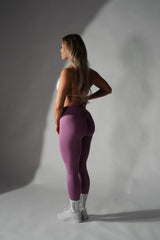 Performance Seamless Scrunch Tights