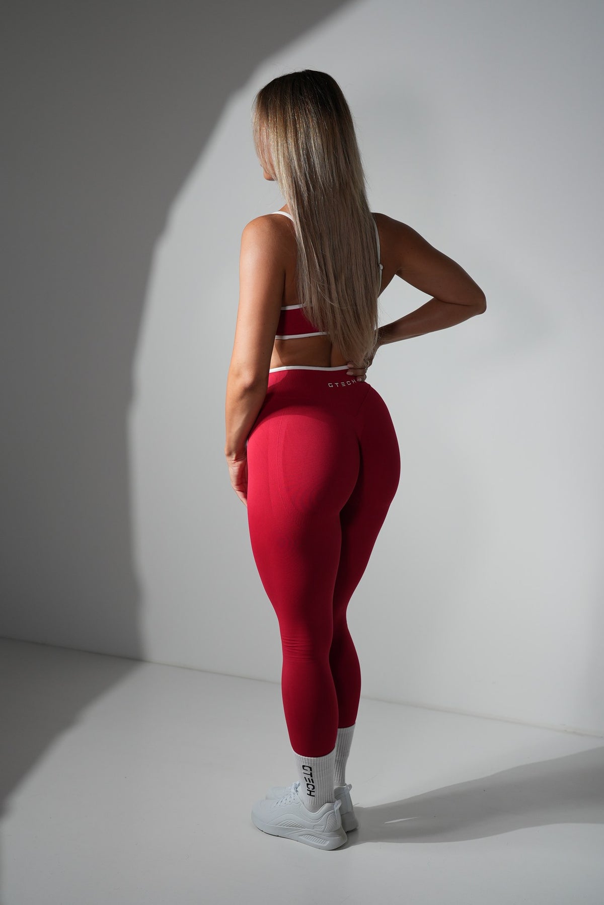 Align Seamless Scrunch Tights - Red
