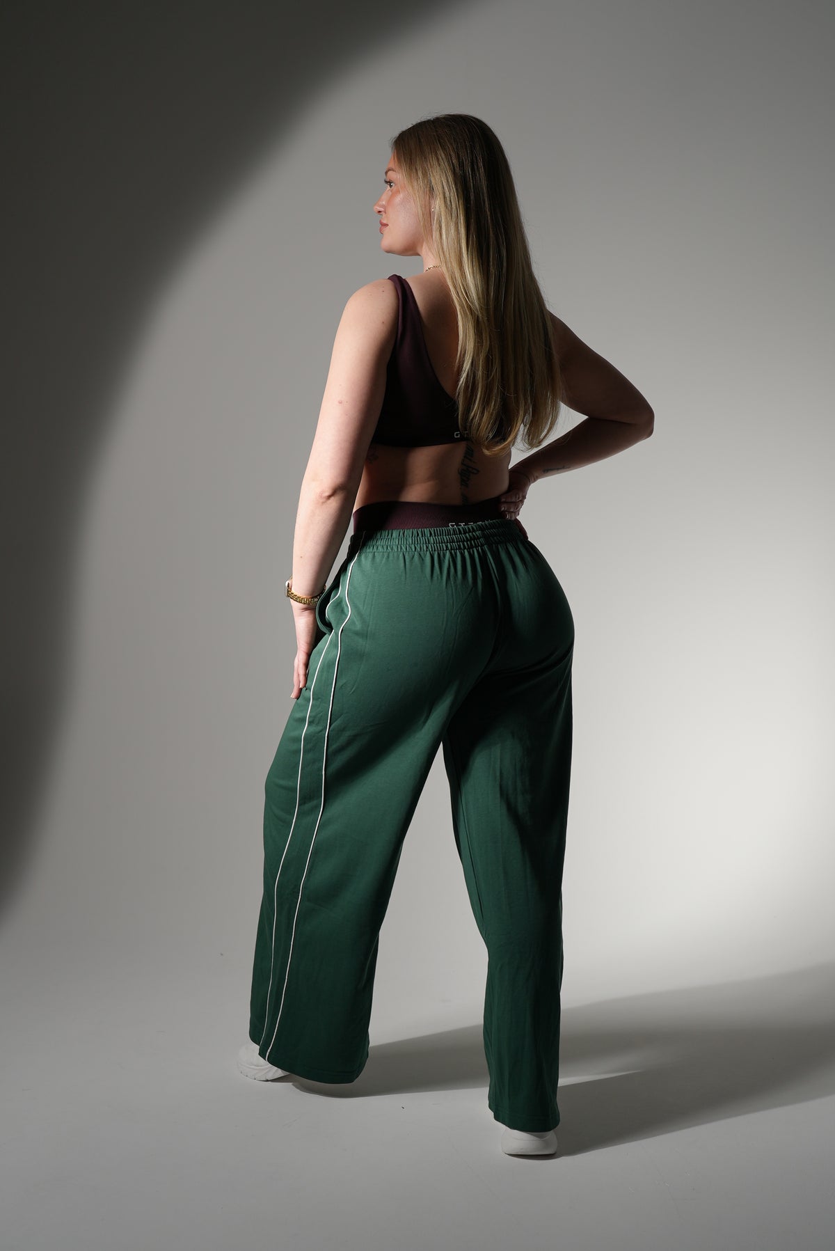 Essential Wide Sweatpants