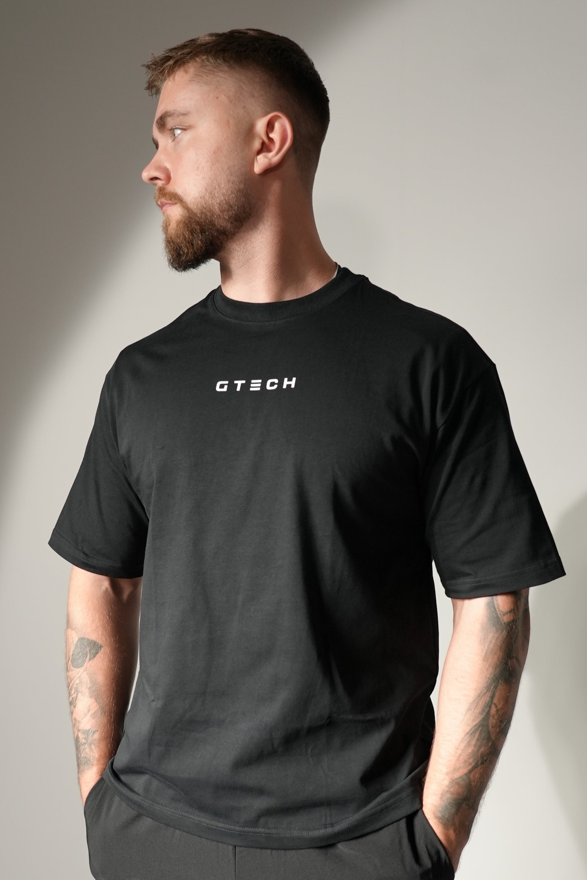 G tech magnet under lace tops ブラック T-Shirts & Tops – Gtech