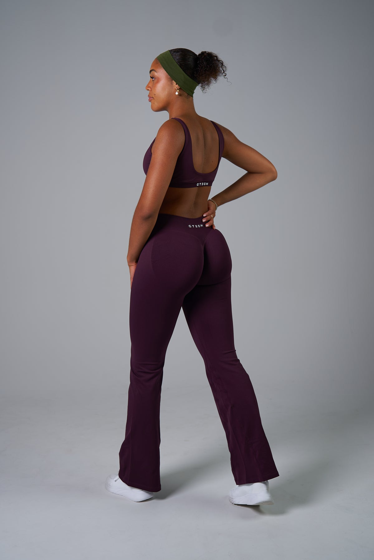 Performance Flared Scrunch Tights